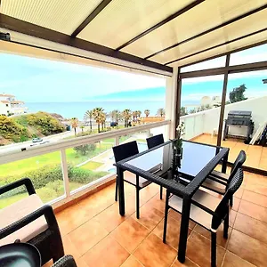 https://sunrise-sea-views-eco-apartment-with-swimming-pool.1costadelsol.com